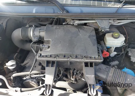 2019 Mercedes-Benz Sprinter 2500 High Roof V6 z USA, uszkodzony, nr VIN WD4PF1CD9KP134877